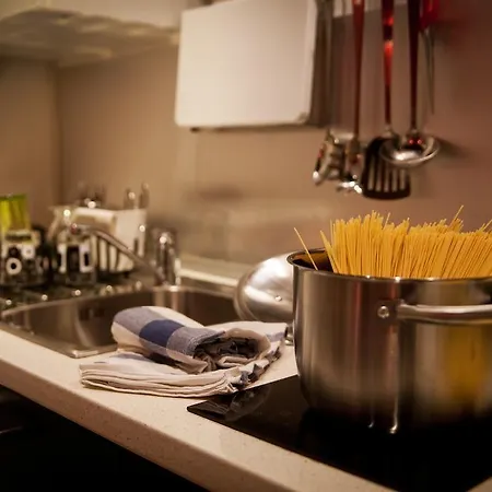 Apartment Chroma Italy - Chroma Campo De' Fiori